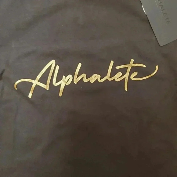 Alphalete Black Crop Top Gold Logo on Front Size XXS - Picture 2 of 4